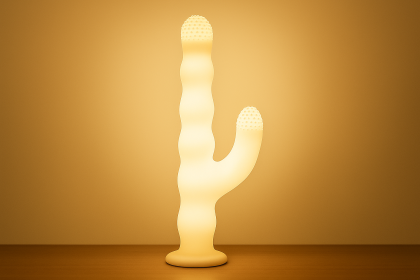 BLANC CUR 119 LUMEN – Leuchtender Premium-Dildo aus medizinischem Silikon